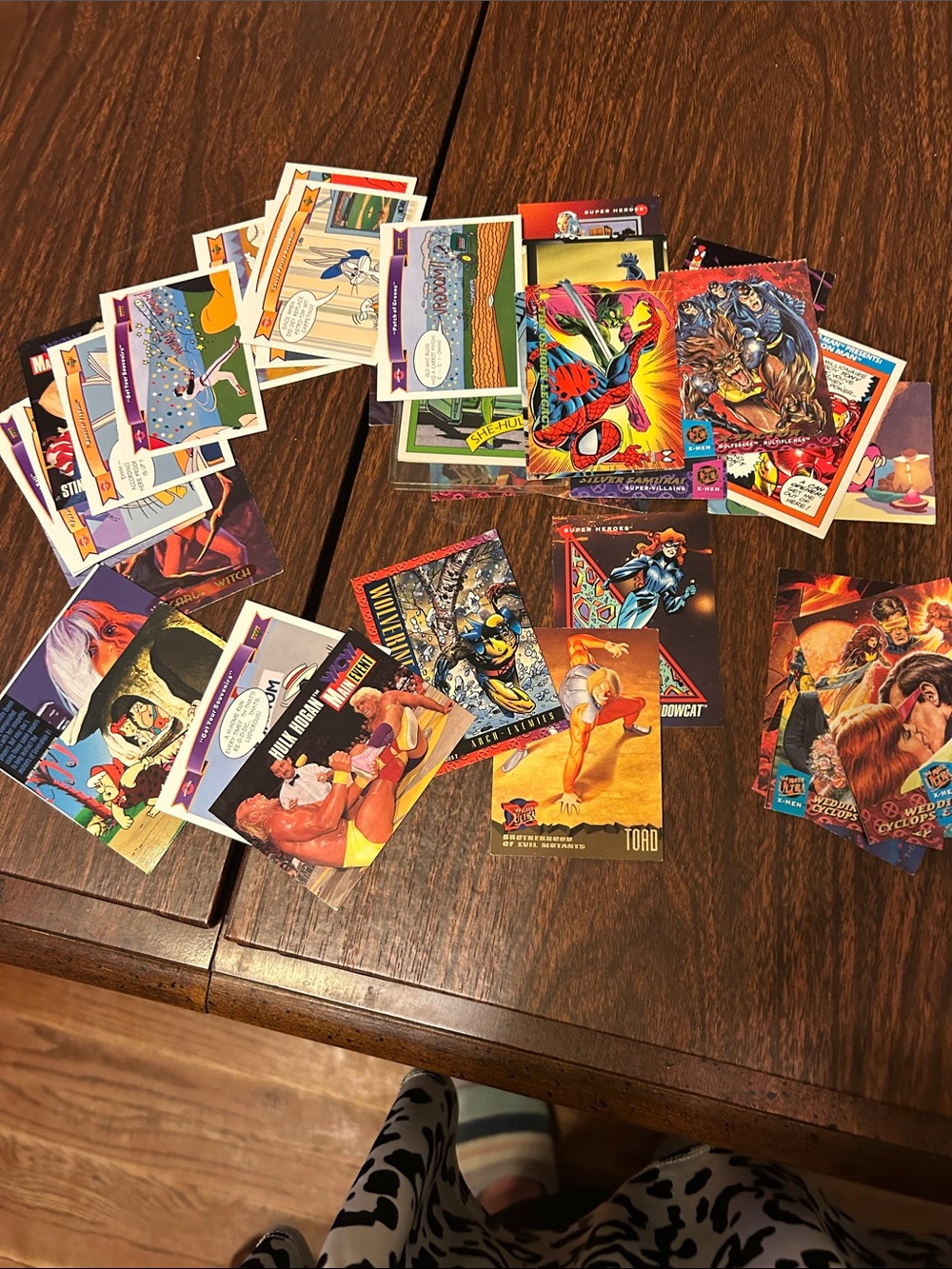 Hulk Hogan, Spider-Man, nd various X-Men plus cards